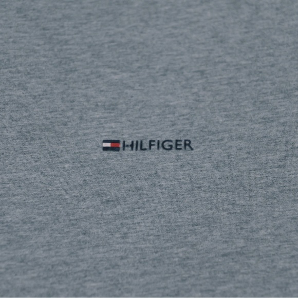 Tommy Hilfiger Grey Short Sleeve Tee XXL​ - Picture 2 of 3